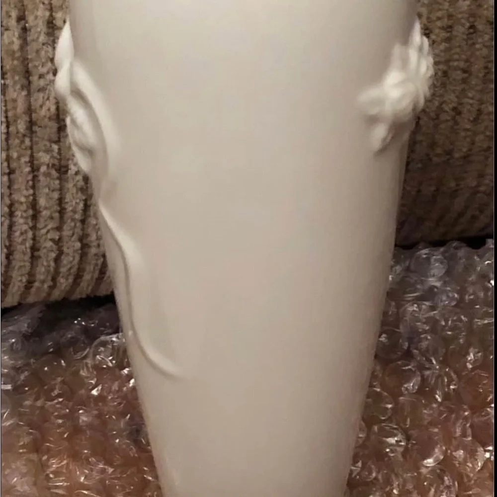 Lenox Porcelain Vase Gold Trim Raised Embossed Rose Shape 7 1/2